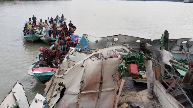 Bangladeş'te petrol tankerinde patlama: 11 ölü