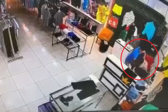 Mersin'de genç kız alışveriş mağazasında darp edildi, şüpheli tutuklandı