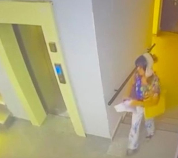 Özbekistan'da asansörde gün boyunca mahsur kalan postacı kadın hayatını kaybetti